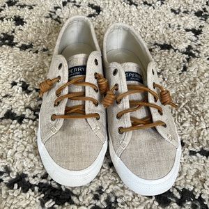 Canvas Tan Sperry 8 Almost new!